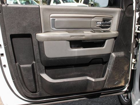 Used 2014 RAM 3500 Tradesman w/ Power & Remote Entry Group image 12