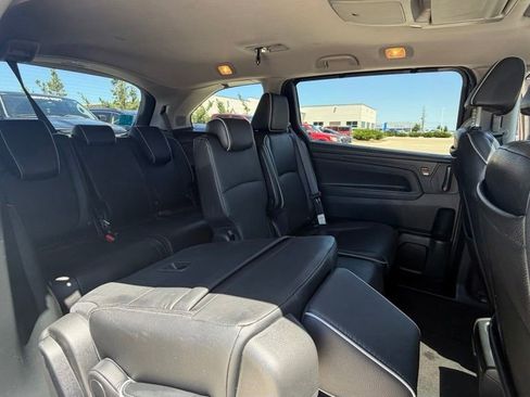 Used 2023 Honda Odyssey Elite image 14