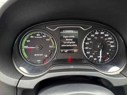 Used 2018 Audi A3 e-tron Premium Plus w/ Premium Plus Package image 20