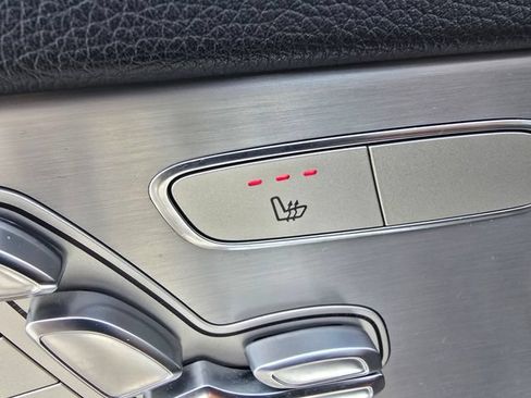 Used 2019 Mercedes-Benz C 300 4MATIC Sedan image 16