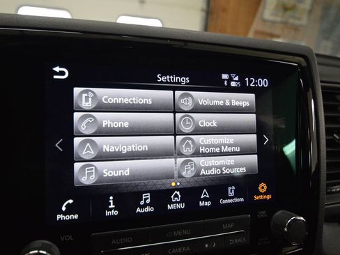 Used 2024 Nissan Frontier PRO-4X w/ Pro Convenience Package image 37