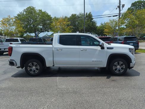 Used 2024 GMC Sierra 1500 SLT AWD/4WD image 7