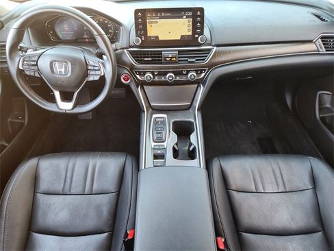 Certified 2022 Honda Accord Touring image 10