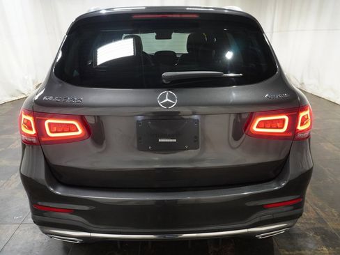 Used 2022 Mercedes-Benz GLC 300 4MATIC image 5