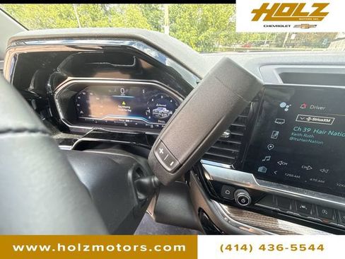 Used 2024 Chevrolet Silverado 1500 LT AWD/4WD image 15