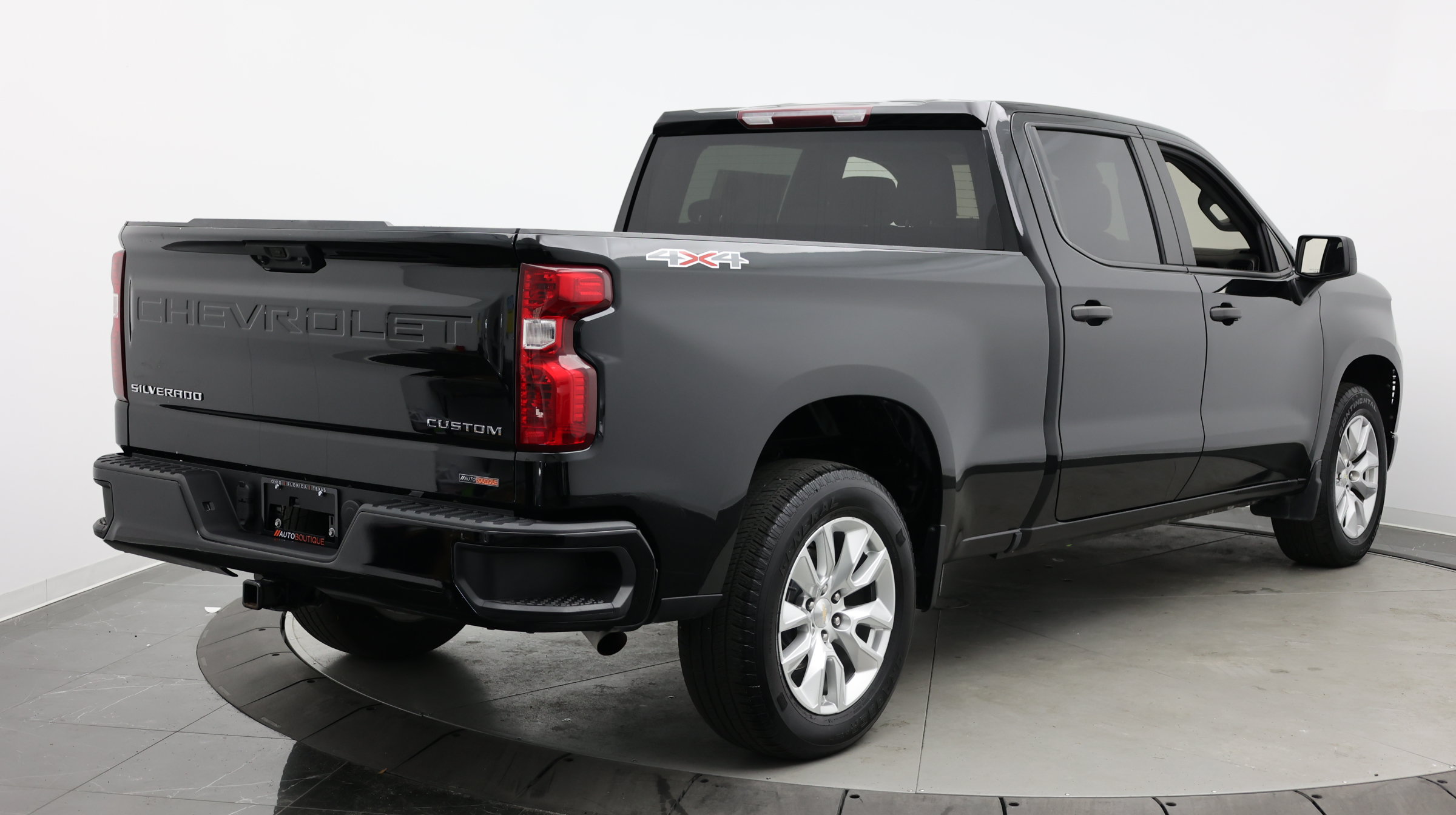 Used 2023 Chevrolet Silverado 1500 Custom AWD/4WD image 7