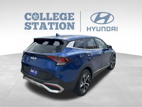 Used 2023 Kia Sportage EX image 8