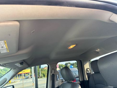 Used 2018 RAM 1500 Tradesman w/ Chrome Appearance Group AWD/4WD image 16