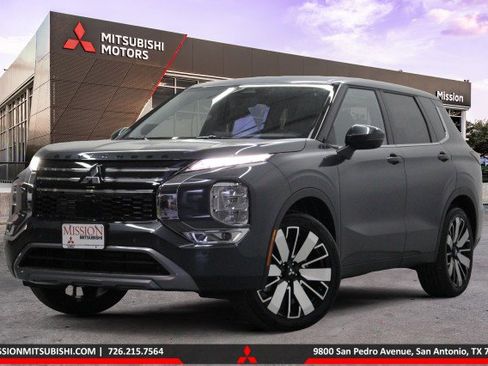New 2026 Mitsubishi Outlander SE FWD image 1