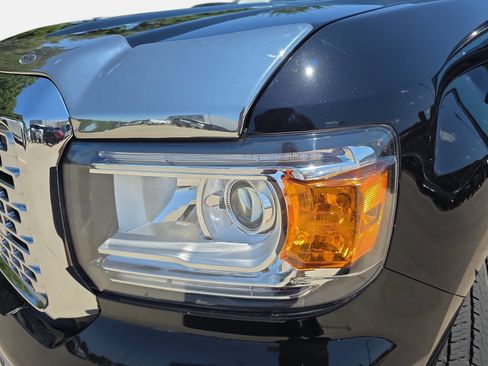 Used 2019 GMC Canyon Denali AWD/4WD image 28