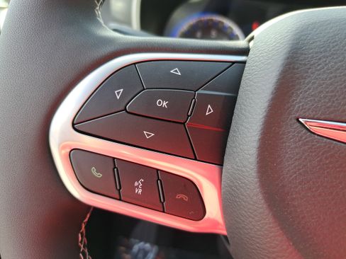 New 2026 Chrysler Pacifica Select image 18