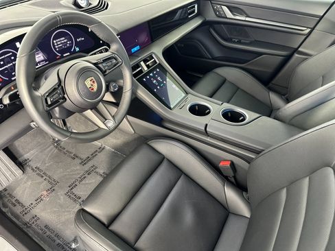 Certified 2025 Porsche Taycan RWD image 4