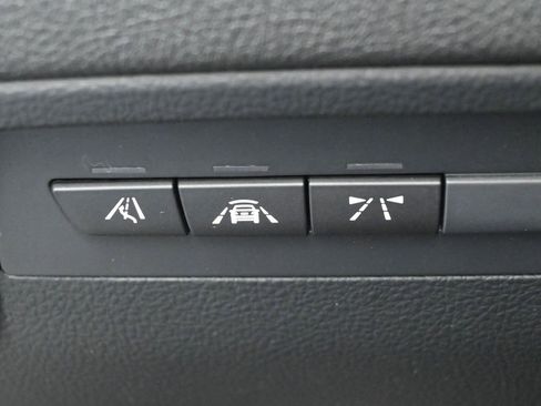 Used 2015 BMW M4 Convertible image 15