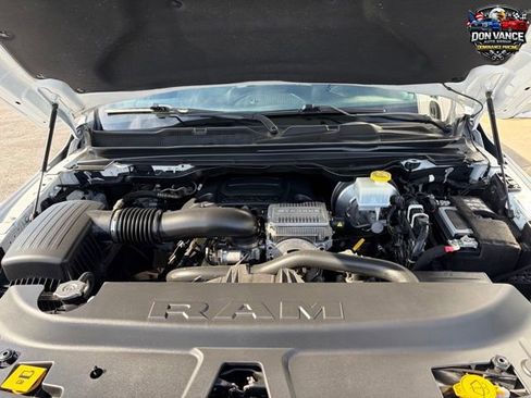 Used 2023 RAM 1500 Big Horn AWD/4WD image 18