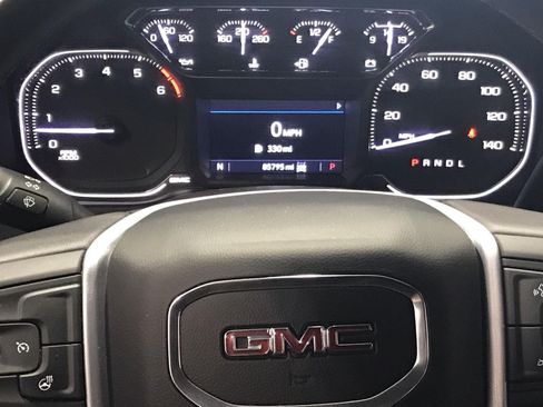 Certified 2022 GMC Sierra 1500 SLT w/ Driver Alert Package I AWD/4WD image 11