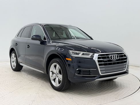 Used 2019 Audi Q5 Prestige w/ Prestige Package AWD/4WD image 7