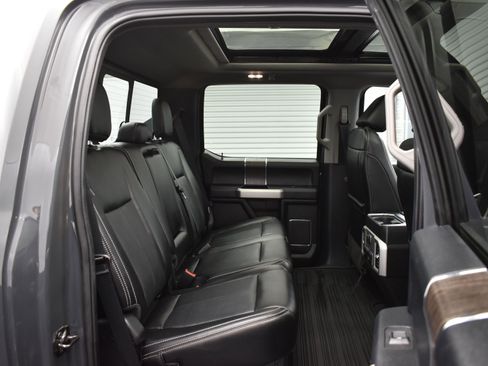 Used 2021 Ford F250 Lariat image 11