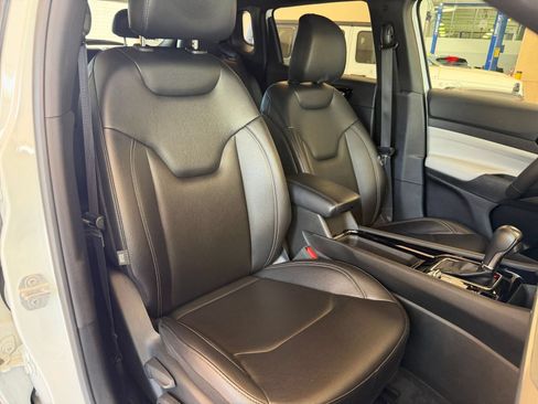 Used 2025 Jeep Compass Limited AWD/4WD image 31