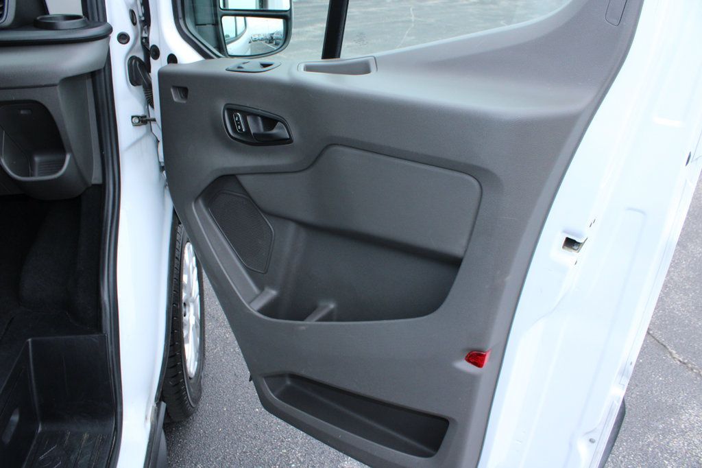 Used 2024 Ford Transit 350 XLT RWD image 26