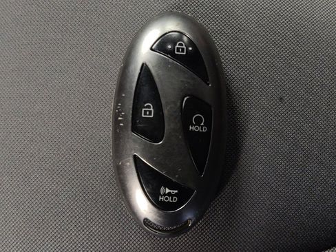 Used 2025 Hyundai Elantra SEL FWD image 32