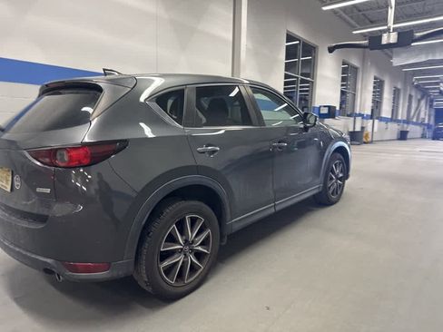 Used 2018 MAZDA CX-5 Touring image 16