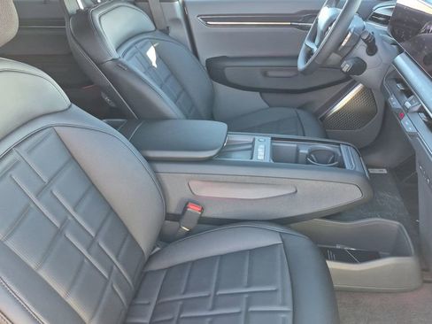 New 2026 Kia EV9 Land w/ Nightfall Edition Package image 17