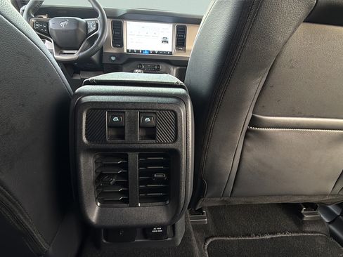 Certified 2025 Ford Bronco Outer Banks AWD/4WD image 48