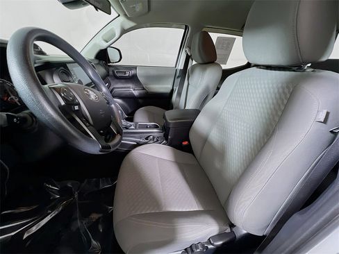 Certified 2021 Toyota Tacoma SR image 19