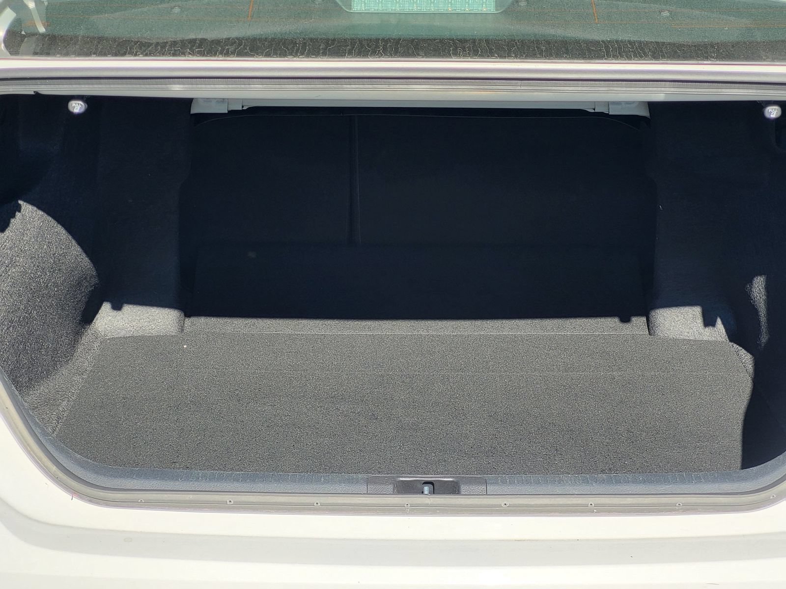 Used 2025 Toyota Camry LE FWD image 30