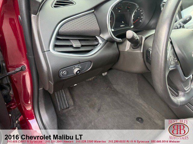 Used 2016 Chevrolet Malibu LT w/ Driver Confidence Package FWD image 15
