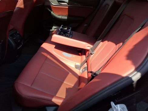 Used 2022 BMW X4 M40i w/ Premium Package image 7