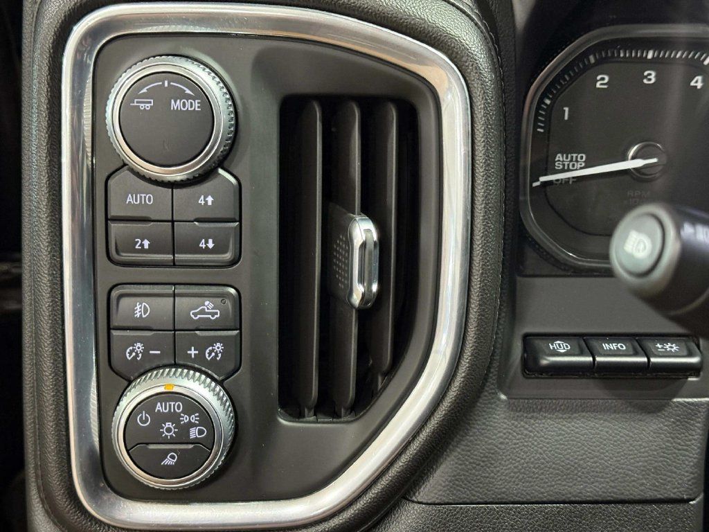 Used 2020 GMC Sierra 1500 Denali w/ Denali Ultimate Package AWD/4WD image 18