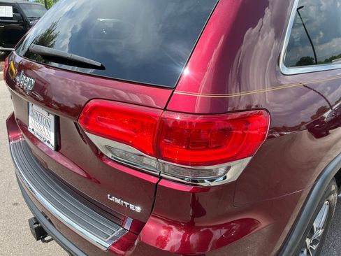 Used 2017 Jeep Grand Cherokee Limited w/ Luxury Group II RWD image 42