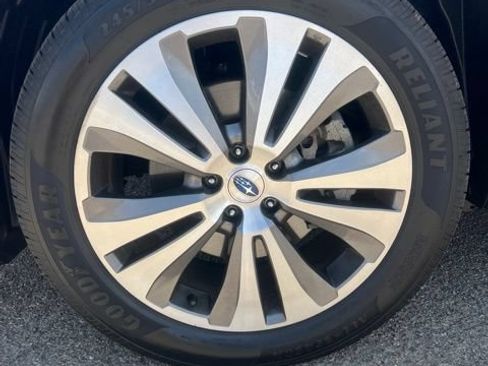Used 2019 Subaru Ascent Touring AWD/4WD image 37