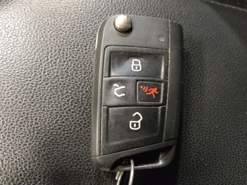 Used 2020 Volkswagen Jetta S w/ Driver Assistance Package FWD image 32