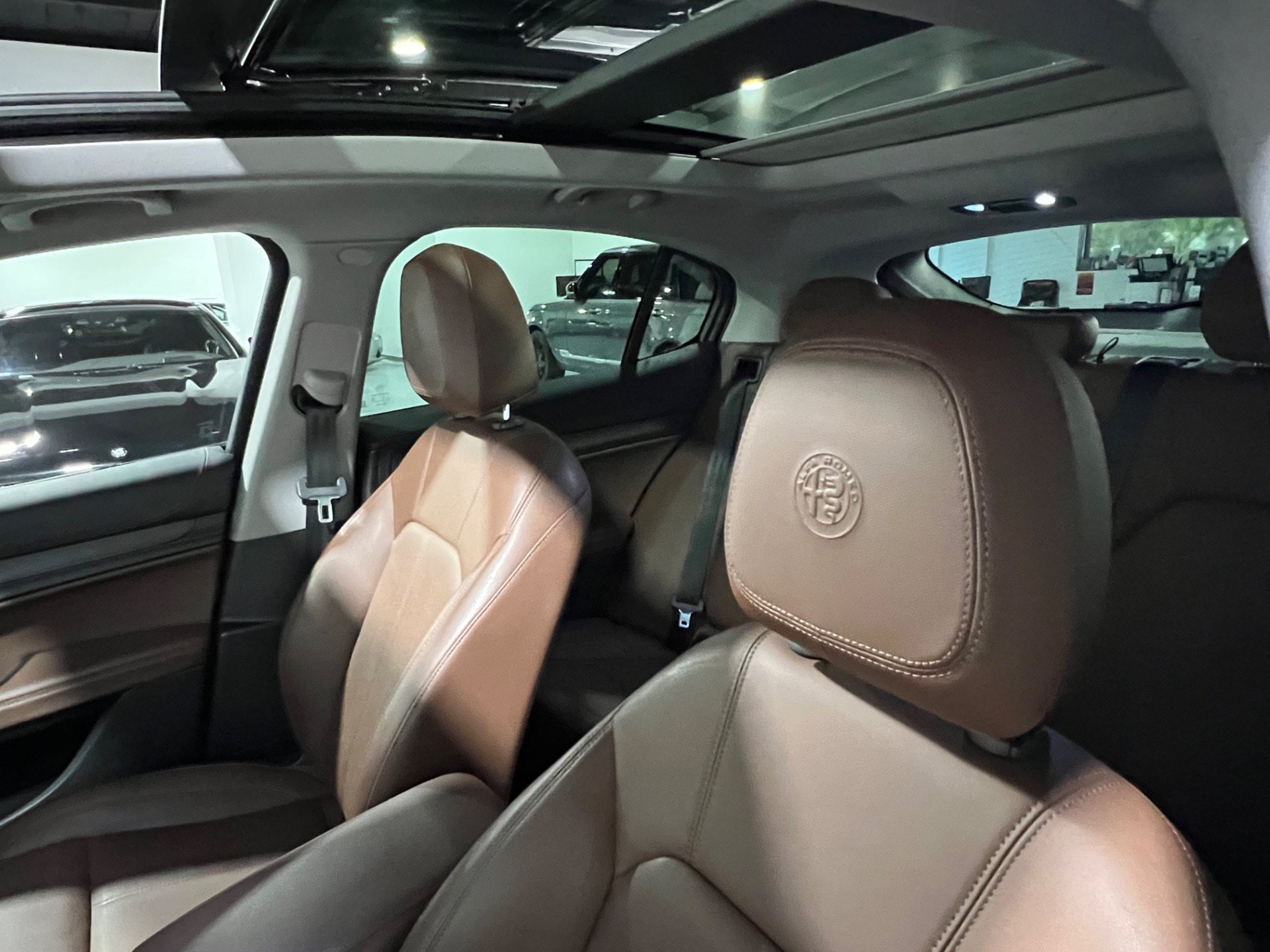 Used 2021 Alfa Romeo Stelvio Ti w/ Premium Package AWD/4WD image 28