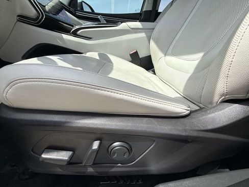 Used 2022 Hyundai Tucson Limited FWD image 12