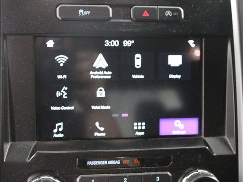Used 2016 Ford F150 XLT w/ Equipment Group 302A Luxury AWD/4WD image 32