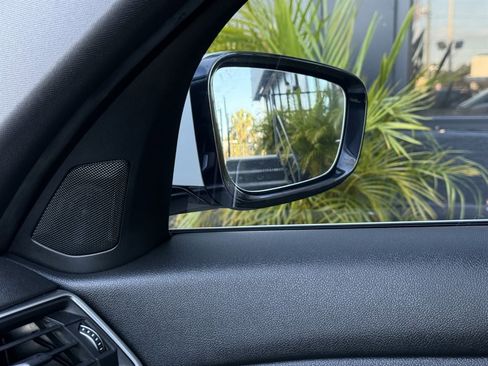 Used 2019 BMW 330i Sedan w/ Convenience Package image 31