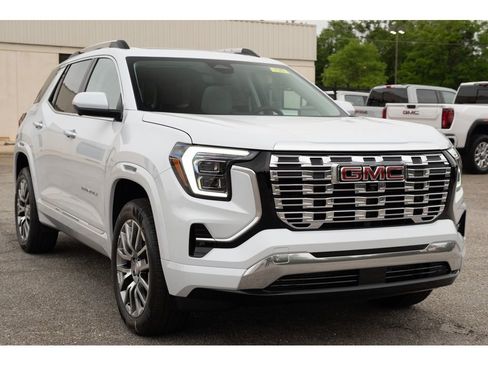 New 2026 GMC Terrain Denali AWD/4WD image 33