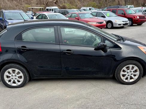 Used 2013 Kia Rio EX image 3