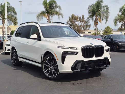 New 2027 BMW X7 xDrive40i w/ Executive Package AWD/4WD image 2