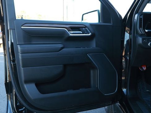 Used 2025 GMC Sierra 1500 SLT image 23