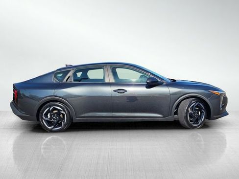 Used 2025 Kia K4 EX image 3