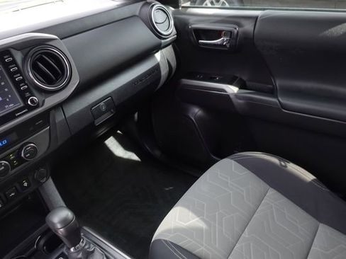 Certified 2023 Toyota Tacoma TRD Off-Road w/ Technology Package image 28