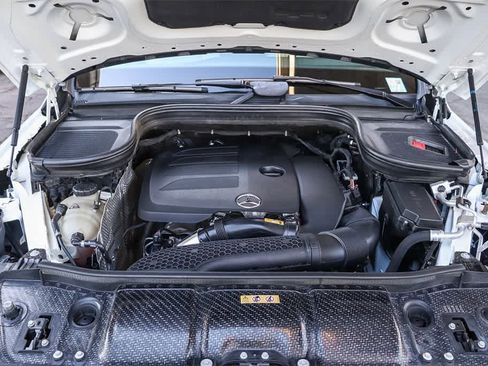 Used 2022 Mercedes-Benz GLE 350 4MATIC w/ Premium Package image 32