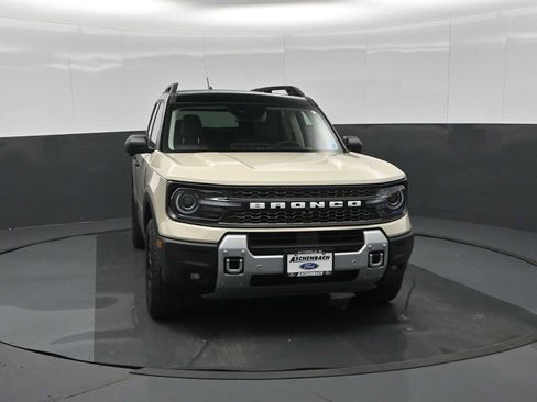 Used 2025 Ford Bronco Sport Badlands w/ Badlands Tech Package AWD/4WD image 3