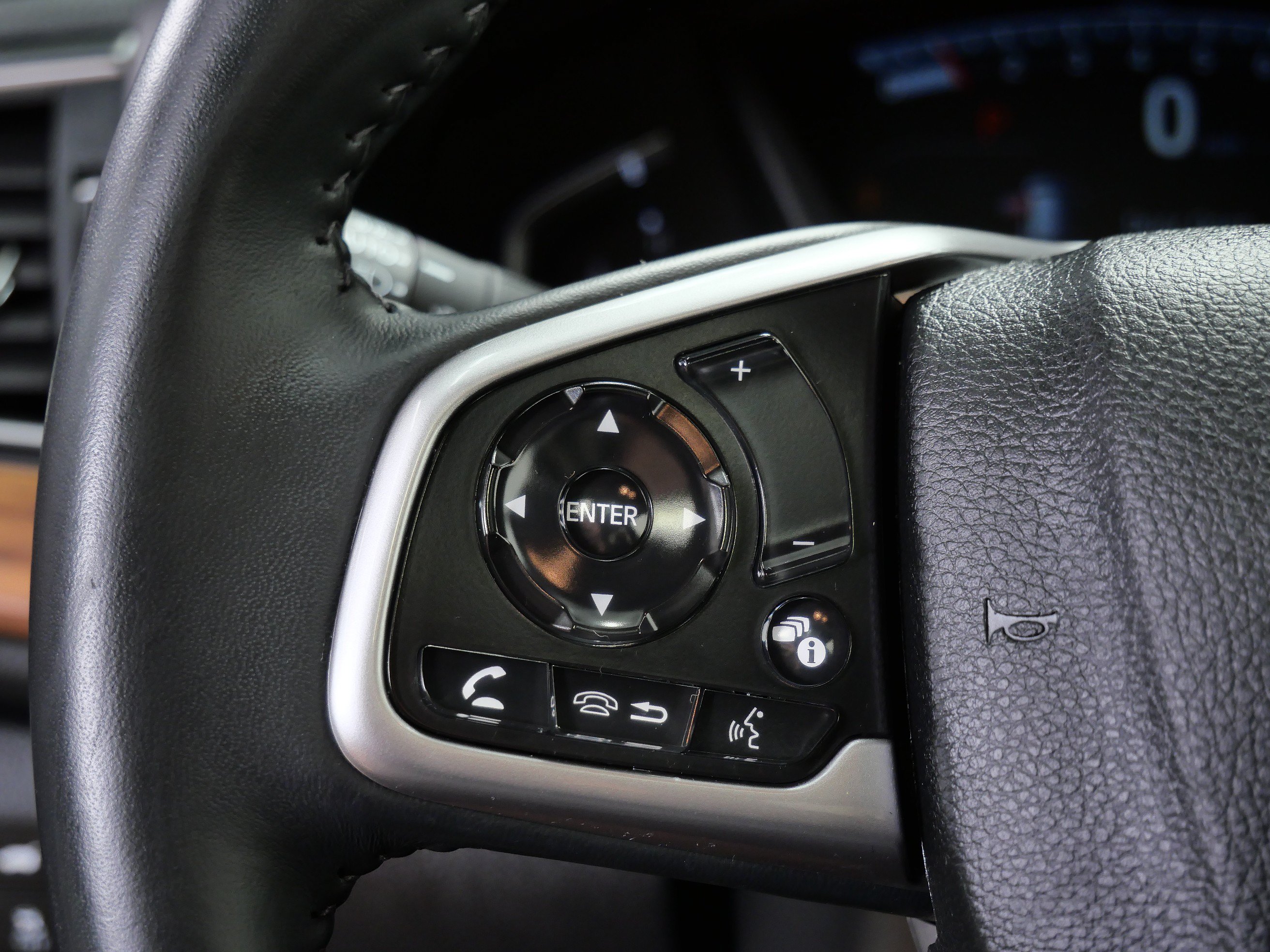 Used 2020 Honda CR-V EX-L image 30