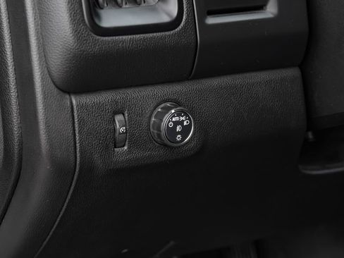 Used 2019 Chevrolet Colorado LT w/ LT Convenience Package RWD image 20