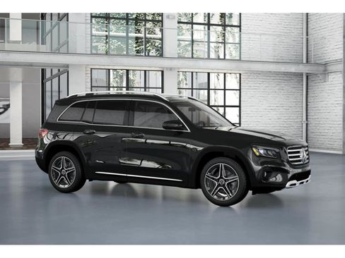 New 2026 Mercedes-Benz GLB 250 image 12